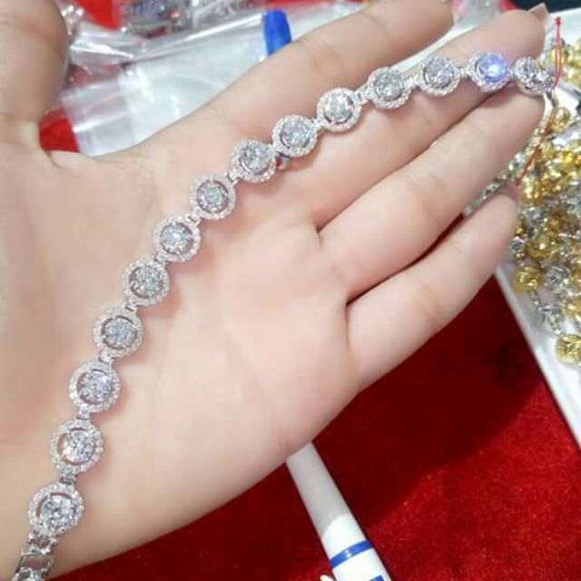 Lắc tay bạc long lanh xi bạch kim cao cấp dành riêng cho các chị em
