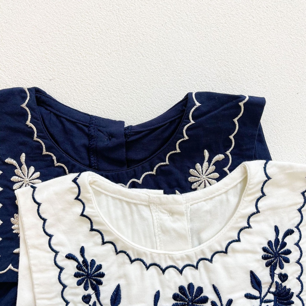 Áo liền quần không tay cổ bẻ thêu hoa dành cho bé gái sơ sinh