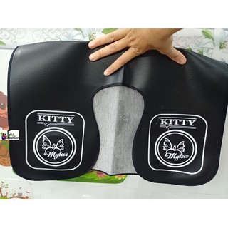 Choàng da sắt KITTY LỚN dùng để ngăn dung dịch nhuộm - duỗi tóc - uốn rơi xuống áo khách hàng