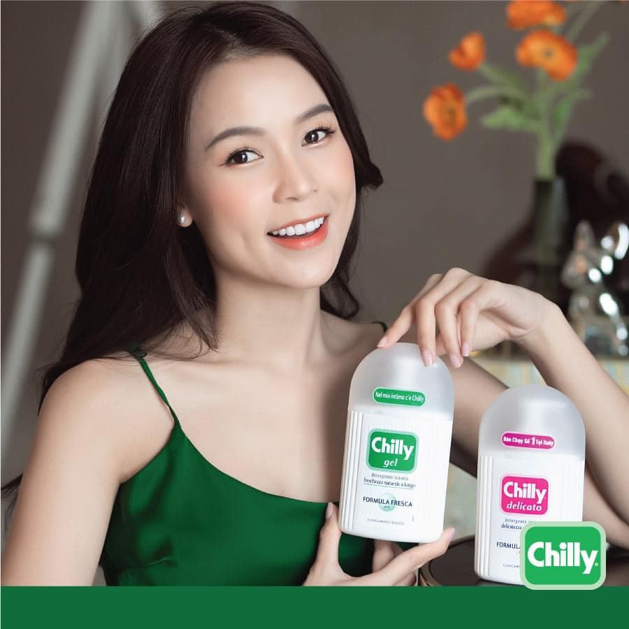 Dung Dịch Vệ Sinh Phụ Nữ CHILLY (200ml) chống mùi hiệu quả, mang lại cảm giác mềm nhẹ &amp; mịn màng - cvspharmacy