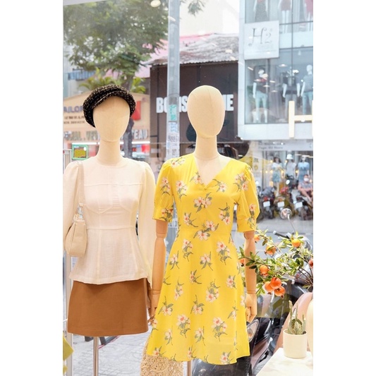 Đầm hoa vàng 🌼