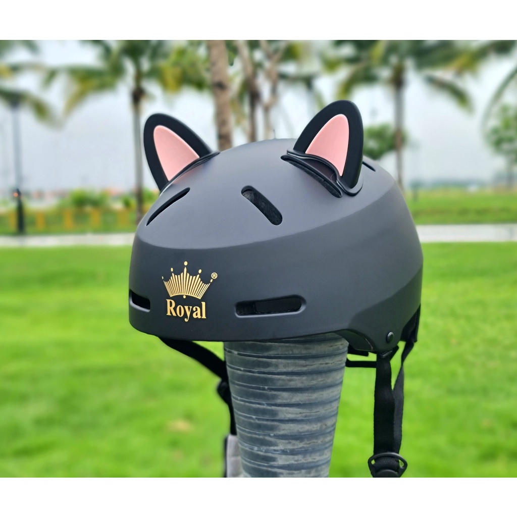 Tai mèo mẫu mới gắn nón bảo hiểm siêu cute