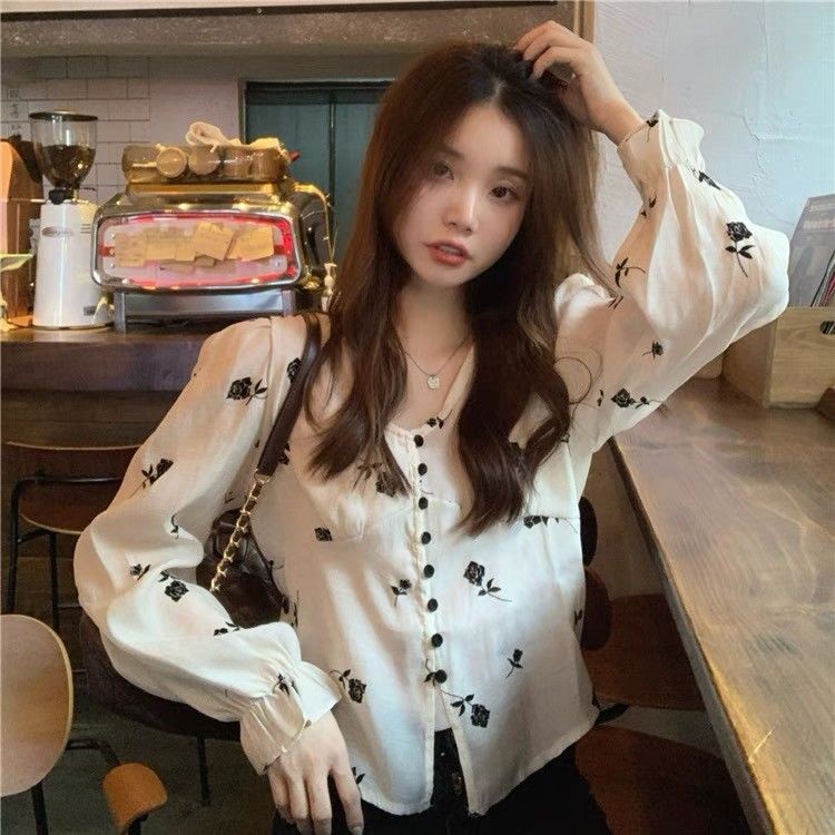 Áo Sơ Mi Cổ Chữ v In Họa Tiết Hoa Hồng Cổ Điển Phong Cách Mới Dễ Phối Đồ Cho Nữ  tao bao