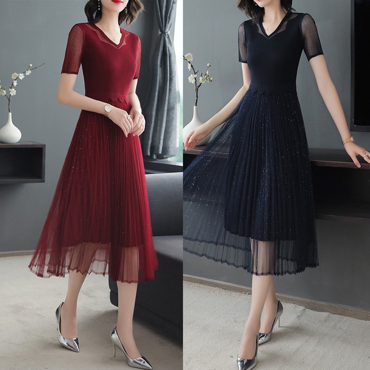 Đầm xoè dập li chân váy lưới - HK
