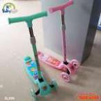 XE TRƯỢT SCOOTER - CHÍNH HÃNG - GIÁ CỰC CHẤT 3 bánh/ màu hồng dễ thương. Hàng dùng cho Bé