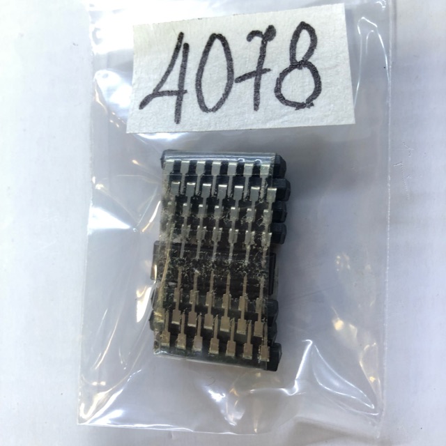 10c IC 4078 chân cắm