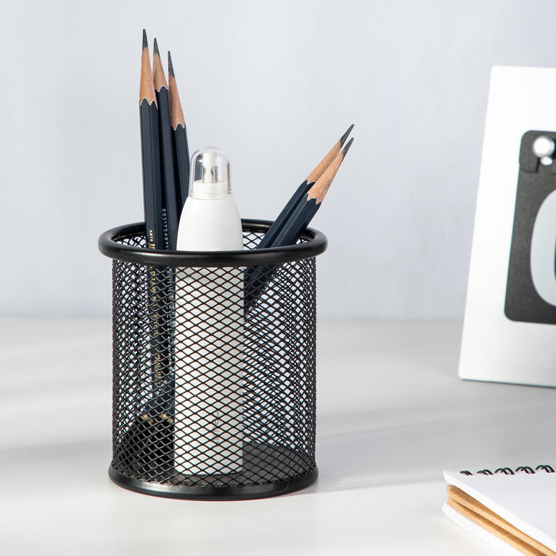 Bút Tẩy Tự Động Deli 71073 Chuyên Dùng Cho Vẽ Phác Thảo Chất Lượng Cao