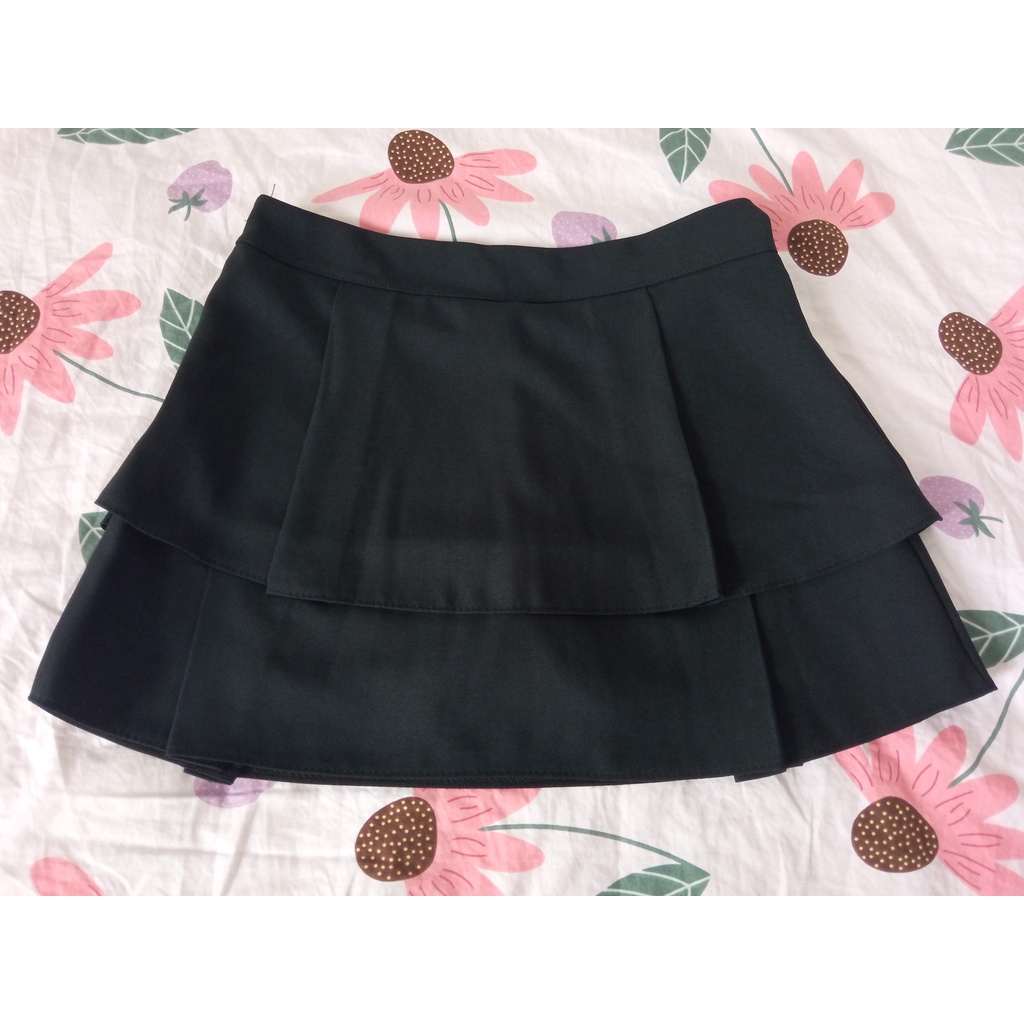 Chân váy 2 tầng xếp ly dáng xòe