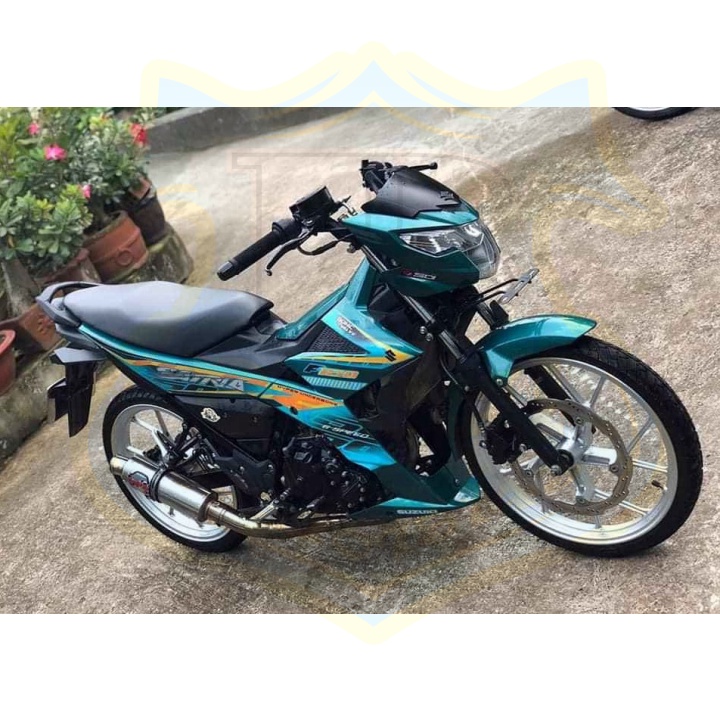 ( Quí khách vui lòng mang ra tiệm cho thợ dán ) Tem satria fi đen v4