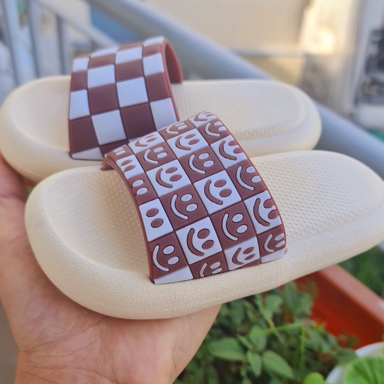 Dép đế bánh mì chật liệu cao su siêu mềm cho bé trai bé gái hình mặt cười