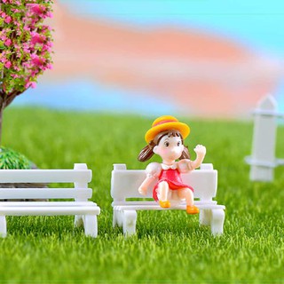Ghế trắng - phụ kiện tiểu cảnh, chậu cây, hồ cá, mô hình trang trí