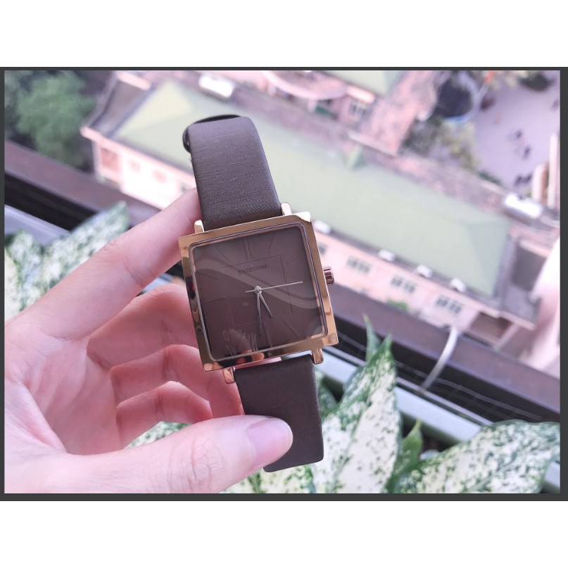 [HÀNG CHÍNH HÃNG] Đồng hồ nữ EVERYONE mặt vuông dây da cao cấp size 36mm | BigBuy360 - bigbuy360.vn