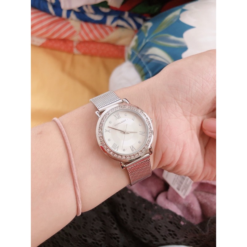 Đồng hồ đeo tay nữ