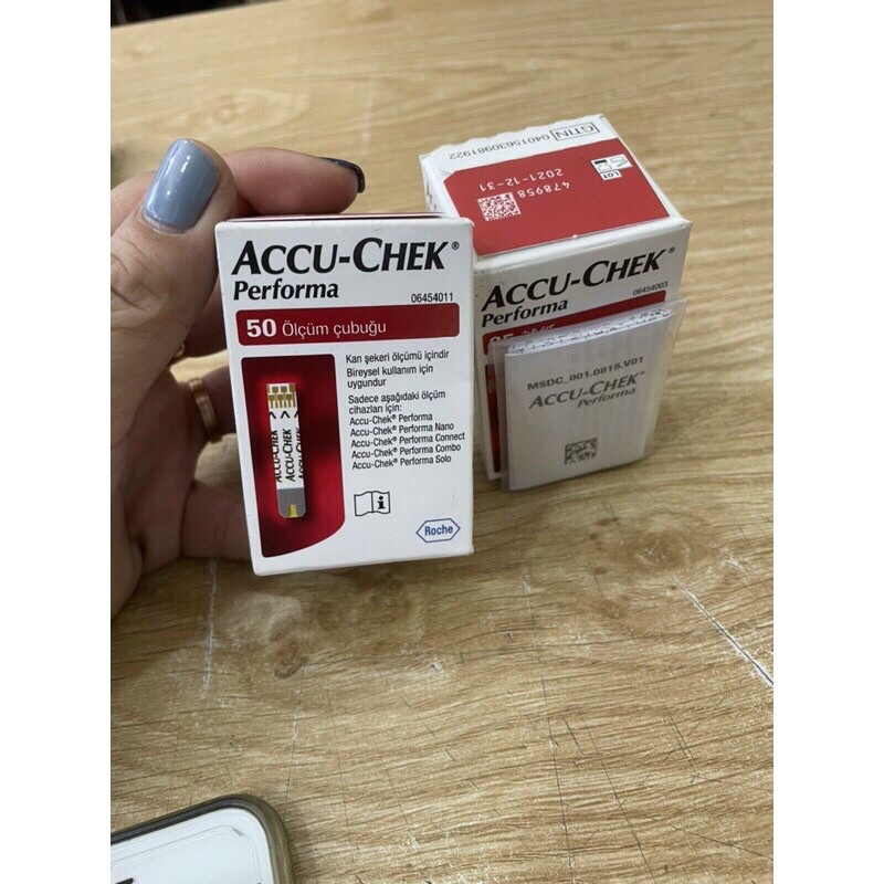 Que thử đường huyết Accu chek Performa Hộp 50 que [Chính Hãng]