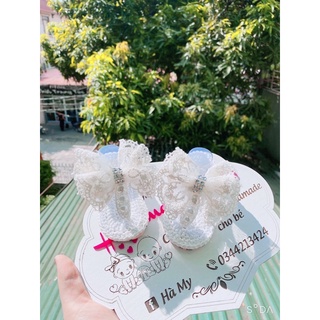 Sandan nơ ren tiẻu thư cho bé gái