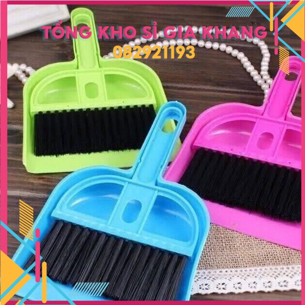 sp366 Chổi quét bụi bàn phím, ban thờ mini