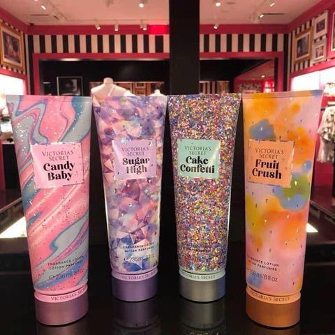 Dưỡng Thể Body Mist Victoria’S Secret &quot;Sugar Candy&quot; Collection 250ml