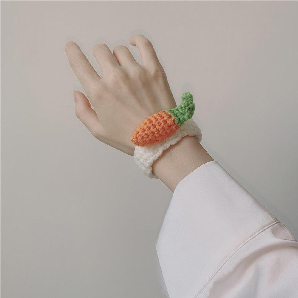 Vòng Đeo Tay Cặp Đôi Đan Len Thủ Công Hình Gấu Dễ Thương