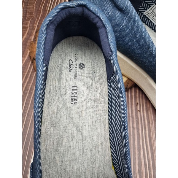 Clarks slip on size 40