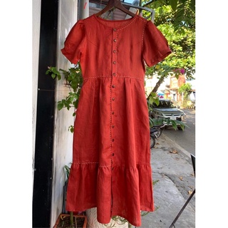 Đầm linen tưng đuôi cá thêu viền
