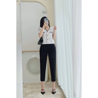 Áo sơ mi cổ V viền đen Minz