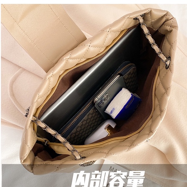 Túi Xách Đeo Vai Cỡ Lớn Phối Dây Xích Phong Cách Thời Trang Phương Tây