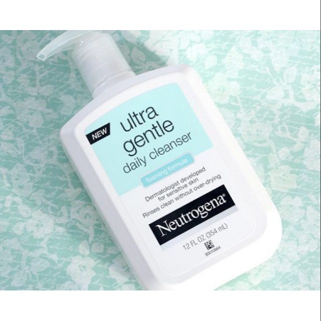 Sữa rửa mặt Neutrogena Ultra Gentle Daily Foaming Formula 354ml