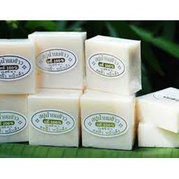 xà bông tắm dưỡng trắng