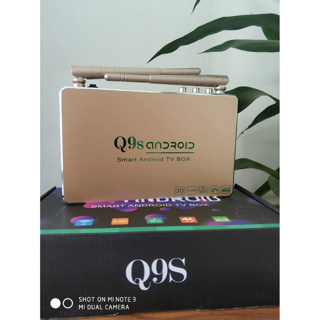 Đầu thu q9s ram 2gb chạy hệ điều hành android 7.1.2 phù hợp cho mọi loại tivi, đầy đủ dây cáp av, hdmi, ứng dụng