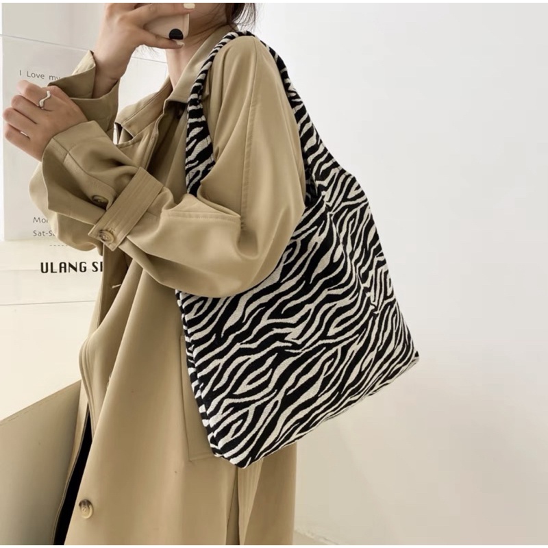 Túi tote vải canvas cao cấp họa tiết ngựa vằn độc đáo 2 kiểu dáng siêu hót TUCANVAS TCV31