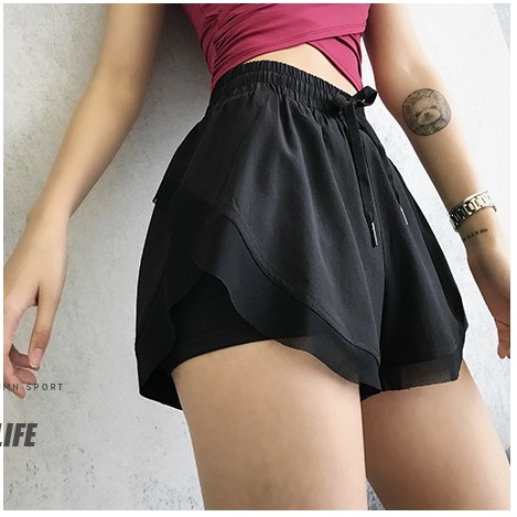 Quần đùi short ngắn gym nữ 𝐇𝐎̂̃ 𝐓𝐑𝐎̛̣ Đ𝐎̂̉𝐈 𝐒𝐈𝐙𝐄 2 lớp viền lưới vải dù mềm tôn mông thể thao GYMSTORE 158