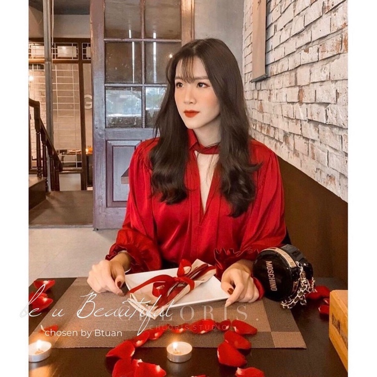 Áo sơ mi công sở cổ V tay cột nơ tiểu thư chất lụa màu trắng đỏ V00301 full size AĐ BOUTIQUE