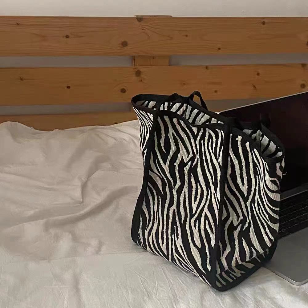 Túi Xách Canvas Đeo Vai Kích Thước Lớn Phong Cách Thoải Mái Dễ Phối Đồ