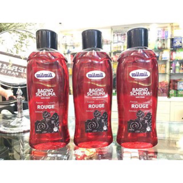 Sữa tắm hoa hồng đen