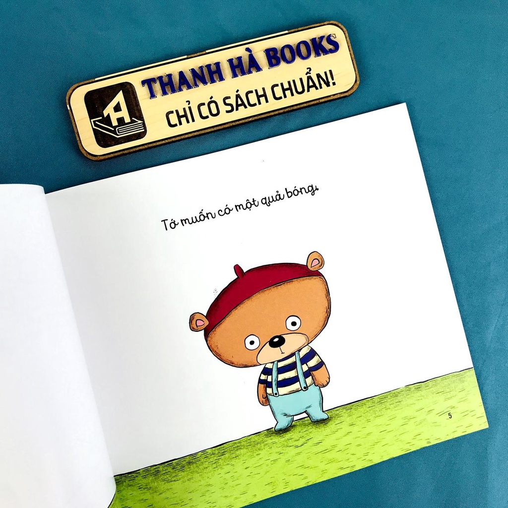 Sách - Bé Học Điều Hay Qua Câu Chuyện Nhỏ - Gấu Con Tinh Nghịch - Quả bóng hoàn hảo nhất (Dành cho trẻ em từ 3-6 tuổi)