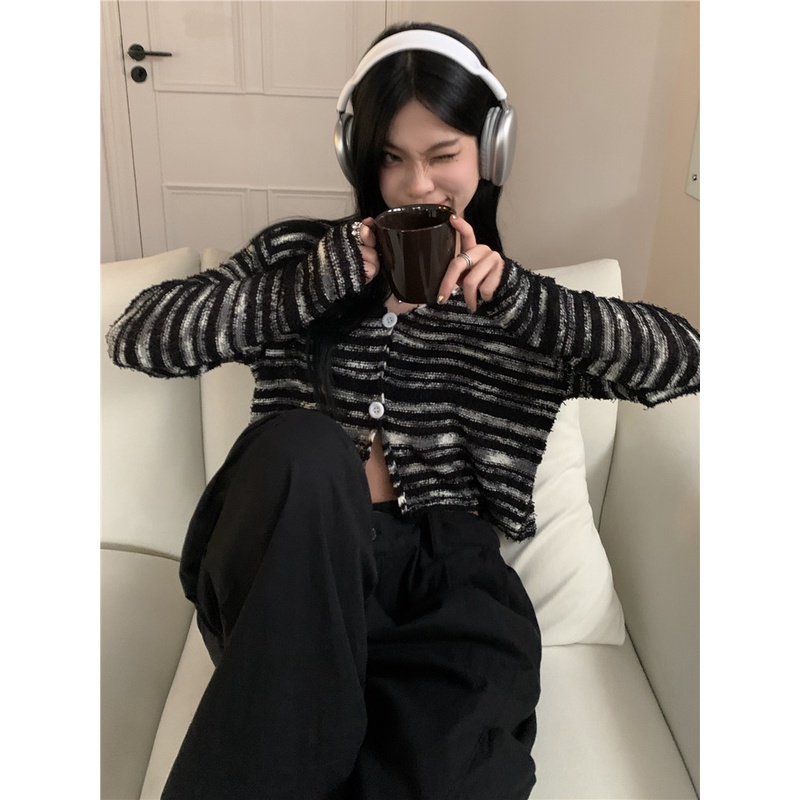 QKOOLE Áo Croptop Tay Dài Cổ Chữ V Kẻ Sọc Thời Trang Hàn Quốc Cho Nữ áo khoác