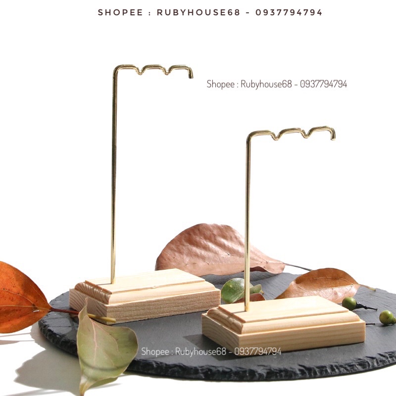 Giá treo hoa tai decor shop