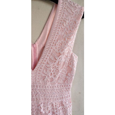 Đầm Tiệc Ren Valenciani sz S