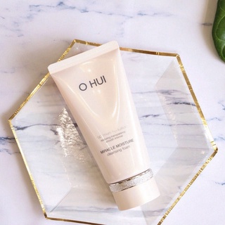 Sữa rửa mặt hồng Miracle Moisture 200ml