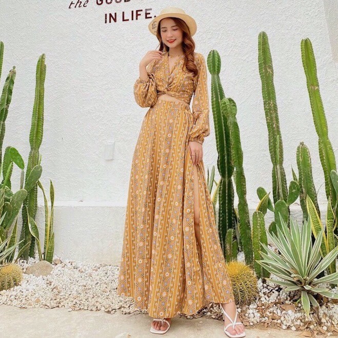 Set thổ cẩm Áo Crop đắp chéo và Quần ống loe xẻ tà, siêu tôn dáng VINTAGE STORE