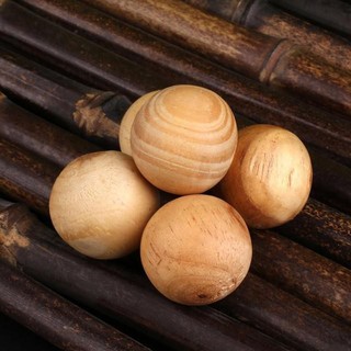 Gói 5 bóng gỗ Long não tròn khử mùi ẩm mốc