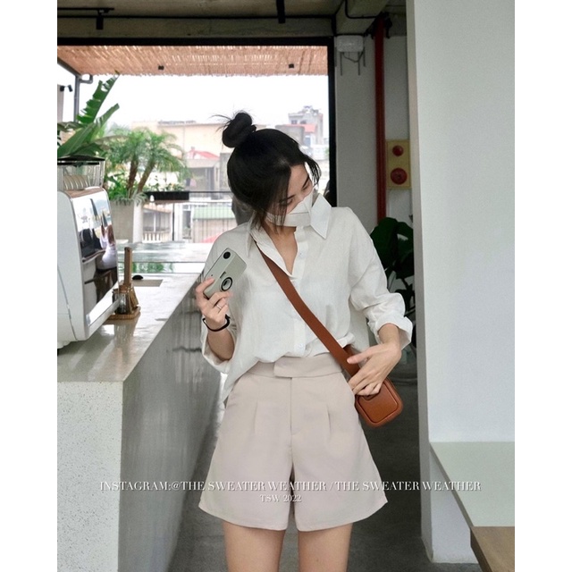 Quần short vải cạp cao giấu cúc the.sweaterweather TSW