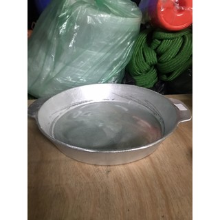 Chảo gang đúc dùng cho bếp cồn.