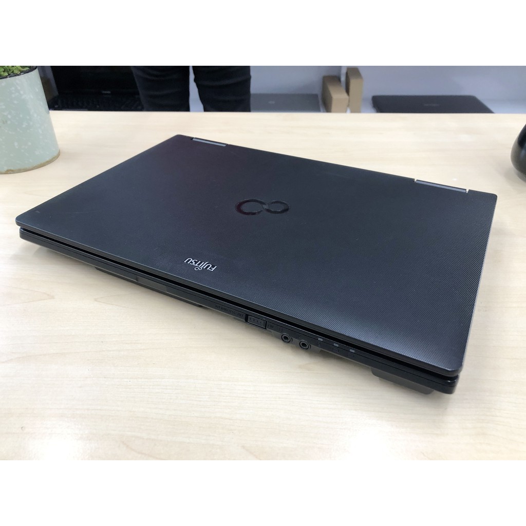 Laptop Fujitsu A561- i5 2520M -Ram 4G - 15.6 inch HD | WebRaoVat - webraovat.net.vn