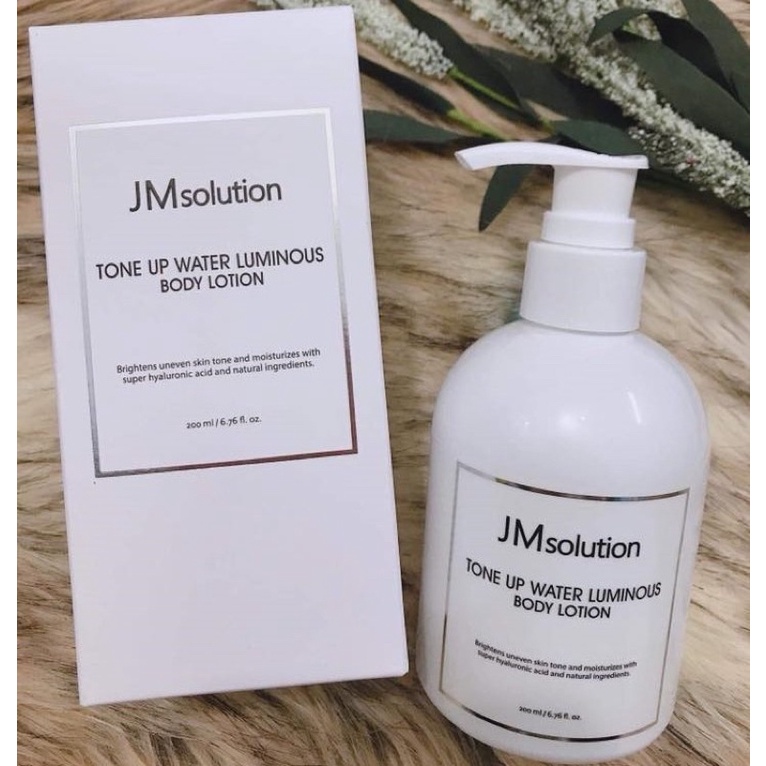 SỮA DƯỠNG TOÀN THÂN Nâng Tone, Dưỡng Trắng Và Dưỡng Ẩm Sâu Cho Da JM SOLUTION TONE UP Body Lotion 200ml