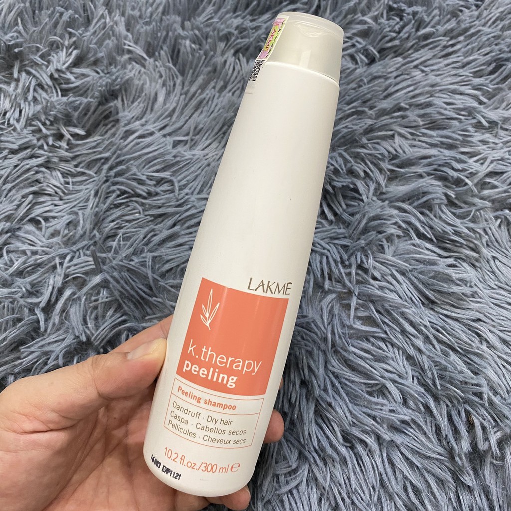 Dầu gội giảm gàu dành cho tóc dầu và khô Lakme K.Therapy Peeling Shampoo 300ml