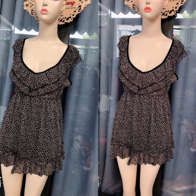Áo voan cổ tim họa tiết rằn ri
