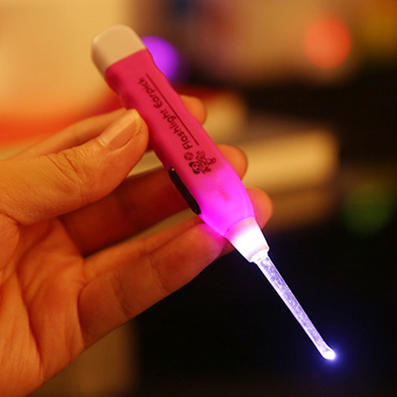 Cây lấy ráy tai 3 đầu có đèn phát sáng