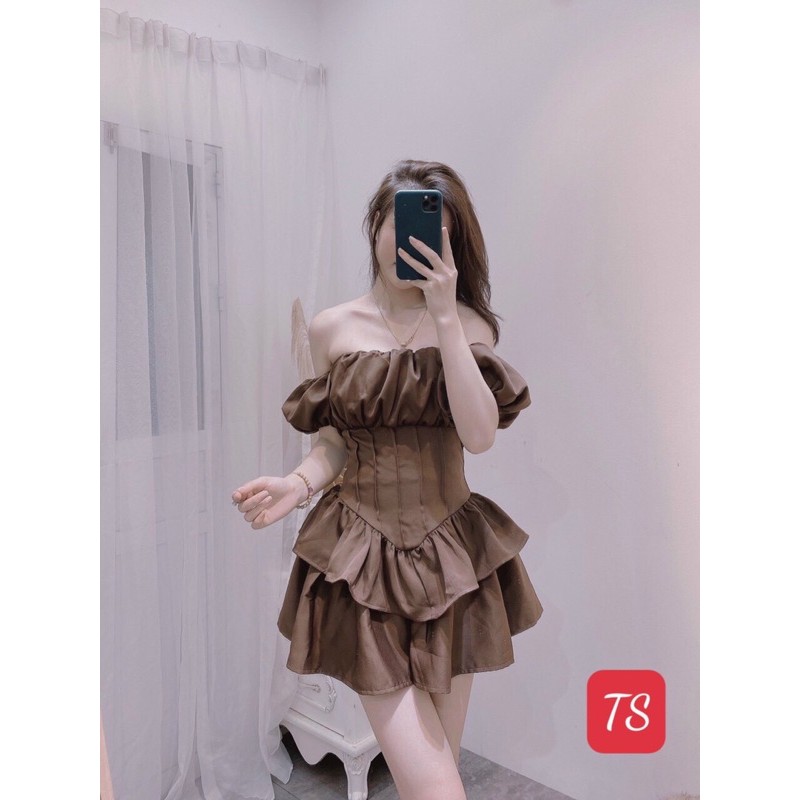 set áo trễ vai cúp ngực mix chân váy tầng vh ce ơi. size: sm.5 màu hót hit😍màu nâu tây thật sự😍