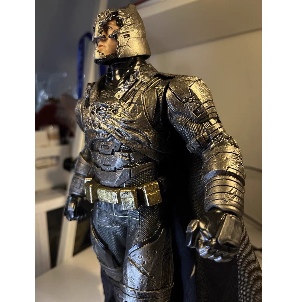 Mô hình nhân vật Batman Crazy TOYS  tỉ lệ 1/6